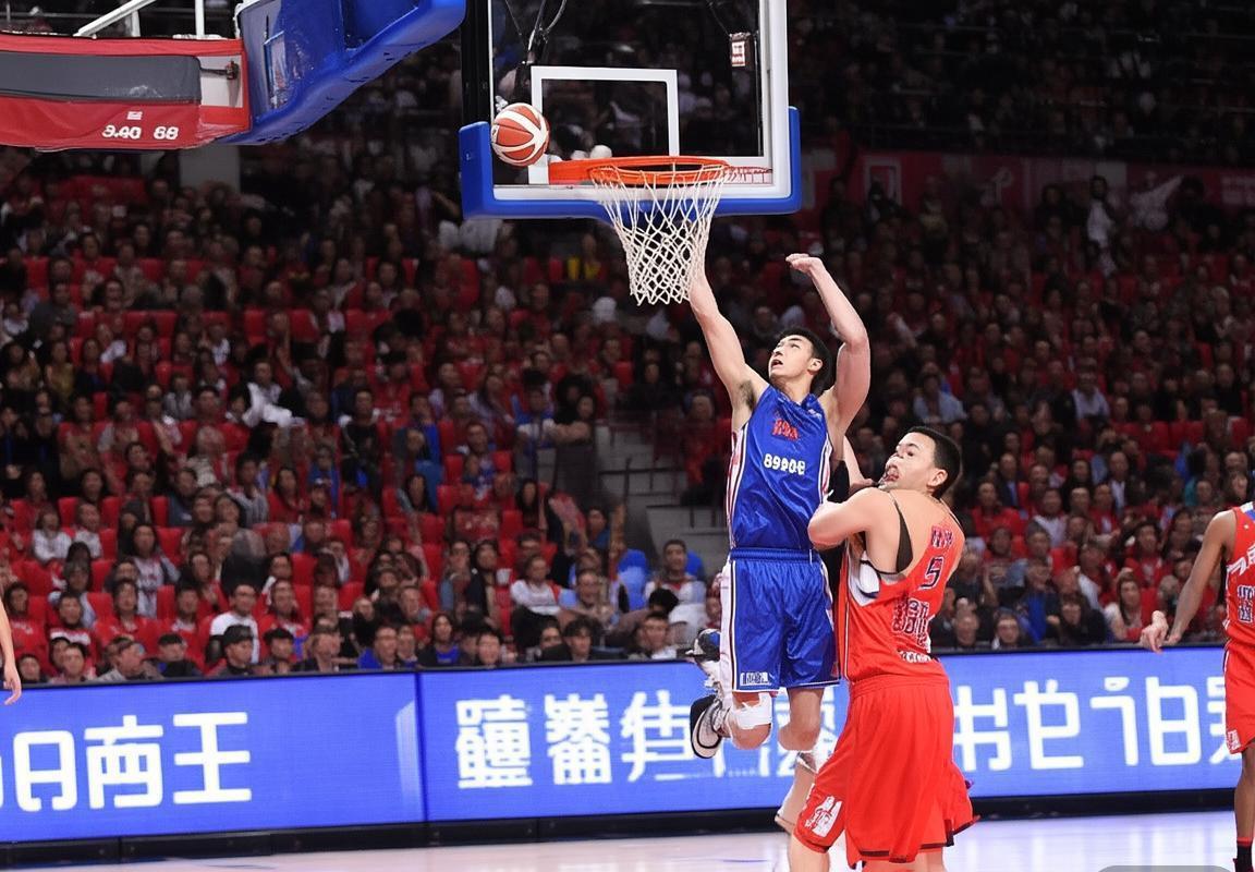 2018 CBA季后赛辽厦巅峰对决：激情智慧篮球传奇